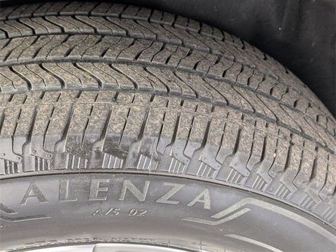 Certified 2023 Chevrolet Traverse LT image 12