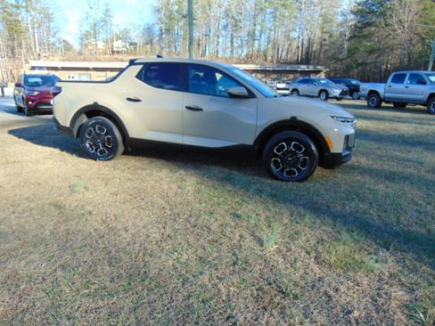 Used 2024 Hyundai Santa Cruz SEL AWD/4WD image 37