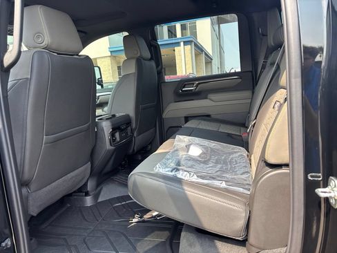 New 2026 Chevrolet Silverado 2500 ZR2 AWD/4WD image 20