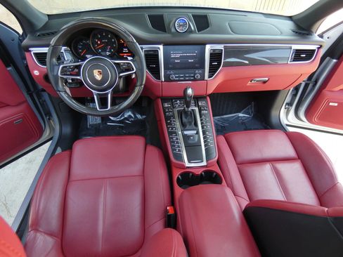 Used 2017 Porsche Macan GTS image 23