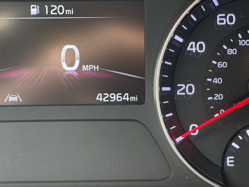 Used 2022 Kia Forte GT FWD image 13