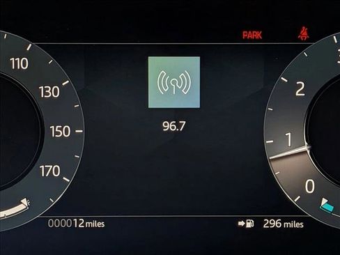 New 2026 Land Rover Range Rover Evoque Dynamic SE image 10