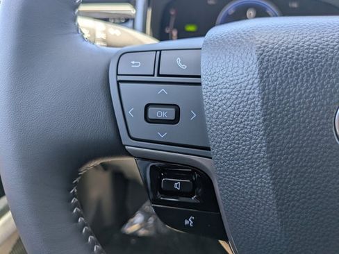 New 2025 Toyota Camry SE w/ Convenience Package FWD image 22