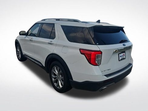 Used 2022 Ford Explorer Limited w/ Equipment Group 301A RWD image 6