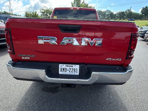 Used 2026 RAM 2500 Big Horn AWD/4WD image 9