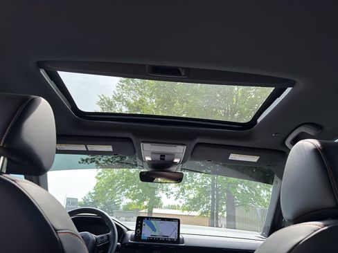 Used 2025 Honda CR-V Sport Touring image 7