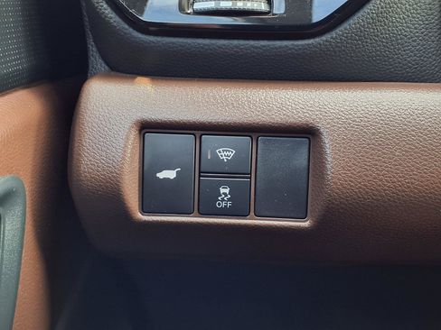 Used 2025 Honda Pilot Elite image 9