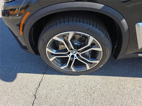 New 2026 BMW X5 xDrive40i AWD/4WD image 10