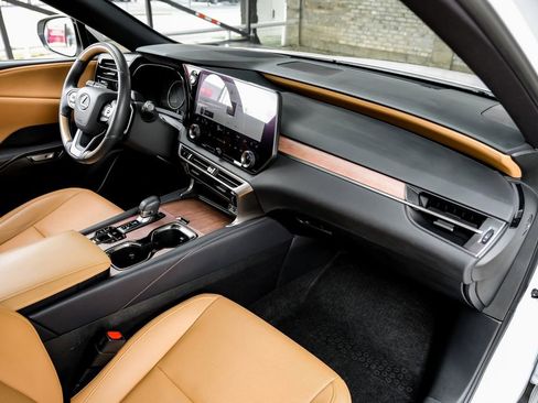 Used 2024 Lexus RX 350 Premium w/ Convenience Package image 24