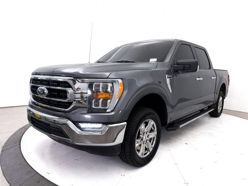 Used 2021 Ford F150 XLT w/ Equipment Group 302A High RWD image 3