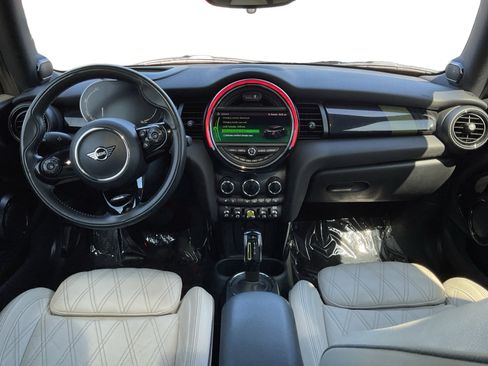 Used 2021 MINI Cooper SE w/ 8.8" Touchscreen Nav Package FWD image 10