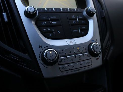 Used 2017 Chevrolet Equinox LT w/ Sport Edition image 5