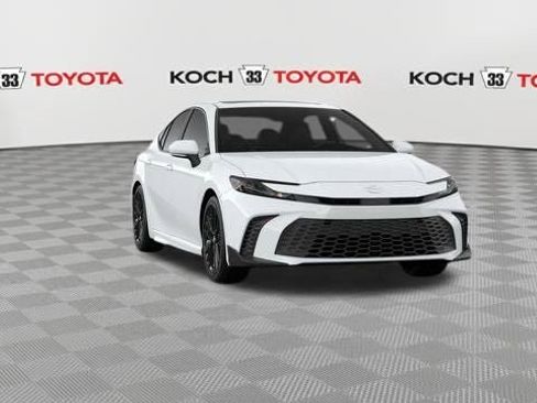 New 2026 Toyota Camry SE image 18
