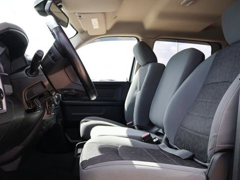 Used 2019 RAM 1500 Express w/ Wheel & Sound Group image 8