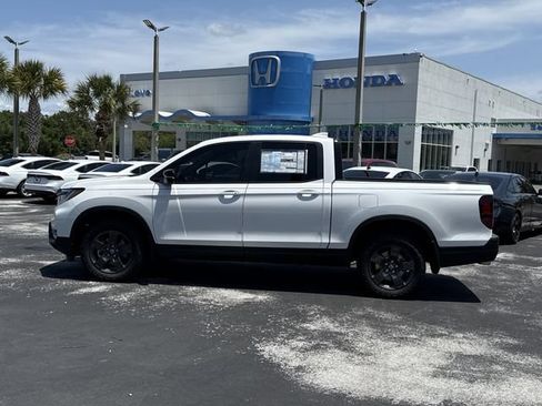 Used 2026 Honda Ridgeline TrailSport image 11