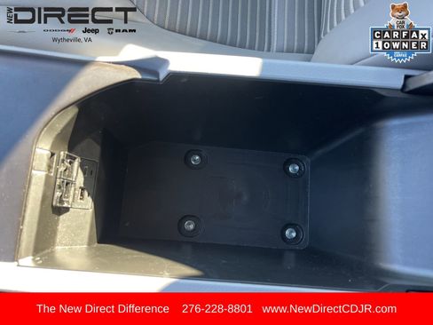 Used 2024 Toyota Camry SE image 20