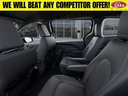 New 2026 Chrysler Pacifica Select w/ S Appearance Package FWD image 24