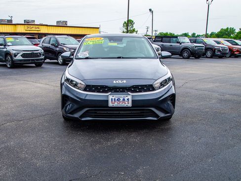 Used 2024 Kia Forte LXS FWD image 2