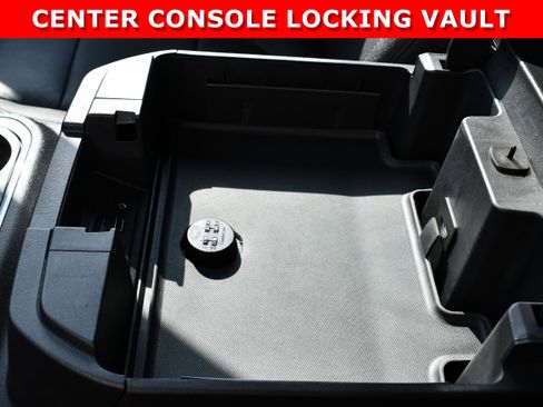 Used 2022 GMC Sierra 1500 SLT w/ SLT Premium Plus Package image 24