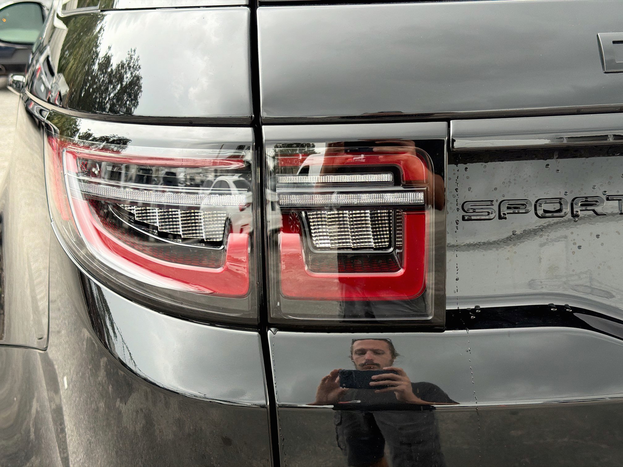 New 2026 Land Rover Discovery Sport Landmark AWD/4WD image 10