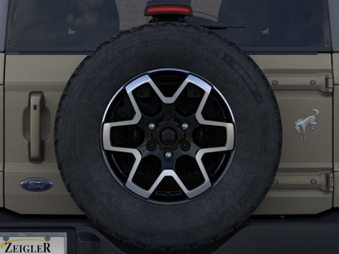 New 2025 Ford Bronco Outer Banks AWD/4WD image 24