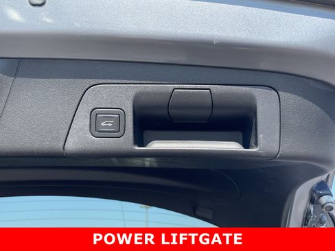 Certified 2021 Buick Envision Essence w/ Sport Touring Package AWD/4WD image 21