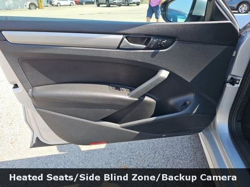 Used 2020 Volkswagen Passat 2.0T SE image 12