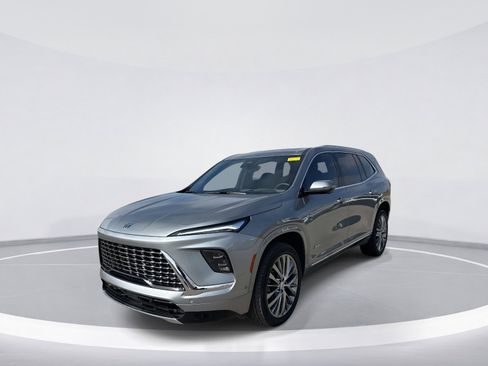 Certified 2025 Buick Enclave Avenir w/ Super Cruise Package image 3