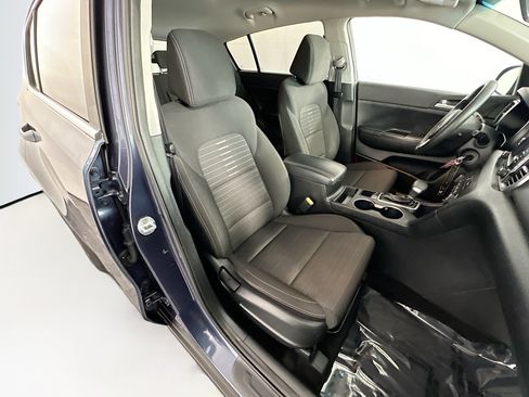 Used 2018 Kia Sportage LX AWD/4WD image 27