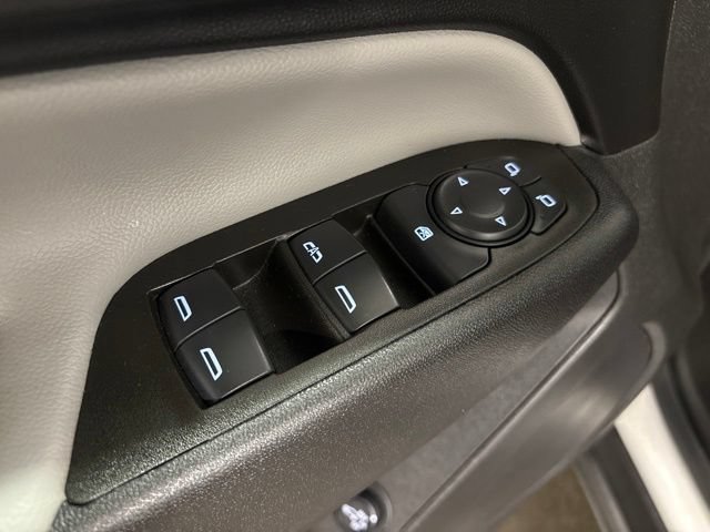 Used 2024 Chevrolet Equinox LT w/ LPO, Floor Liner Package AWD/4WD image 11