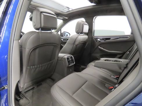 Certified 2024 Porsche Macan AWD/4WD image 47