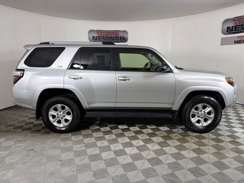 Used 2024 Toyota 4Runner SR5 Premium AWD/4WD image 3