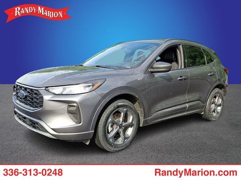 Used 2023 Ford Escape ST-Line w/ Tech Pack #1 AWD/4WD image 1