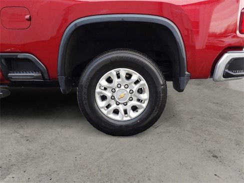 Used 2024 Chevrolet Silverado 2500 LTZ w/ LTZ Convenience Package image 12