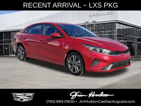 Used 2023 Kia Forte LXS image 1