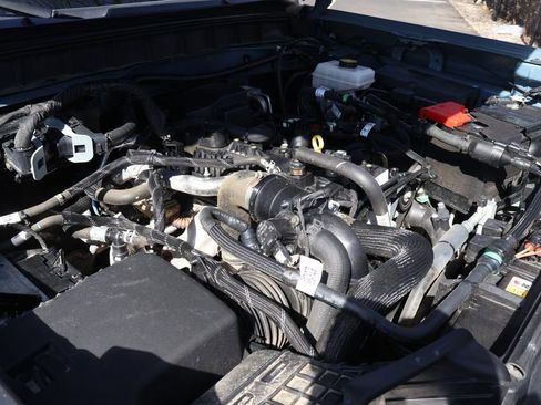 Used 2022 Ford Bronco Black Diamond image 14