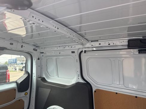 Used 2023 Ford Transit Connect XL FWD image 9