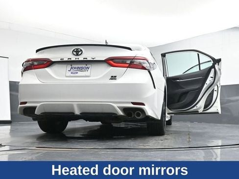 Used 2022 Toyota Camry SE w/ Convenience Package image 39