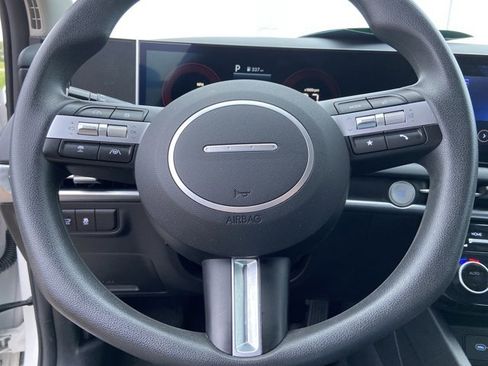 Used 2025 Hyundai Tucson SEL FWD image 35