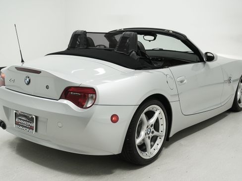 Used 2008 BMW Z4 3.0si image 9