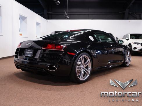 Used 2011 Audi R8 V10 AWD/4WD image 7
