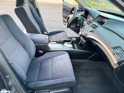 Used 2012 Honda Accord LX image 16