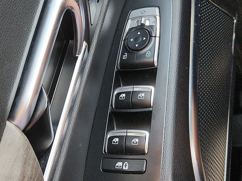 Used 2022 Kia Telluride SX w/ SX Prestige Package AWD/4WD image 22