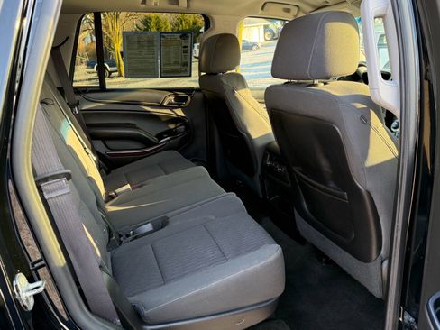 Used 2015 GMC Yukon SLE w/ Convenience Package image 26