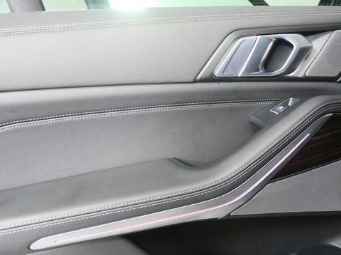 Certified 2025 BMW X5 xDrive40i image 14