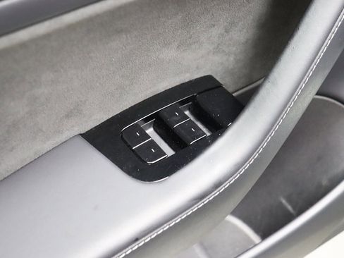 Used 2020 Tesla Model 3 Long Range image 20