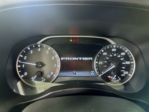 Used 2025 Nissan Frontier S image 24