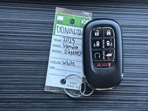 Certified 2025 Honda Odyssey Touring image 35