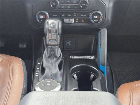 Used 2023 Ford Bronco Outer Banks AWD/4WD image 11