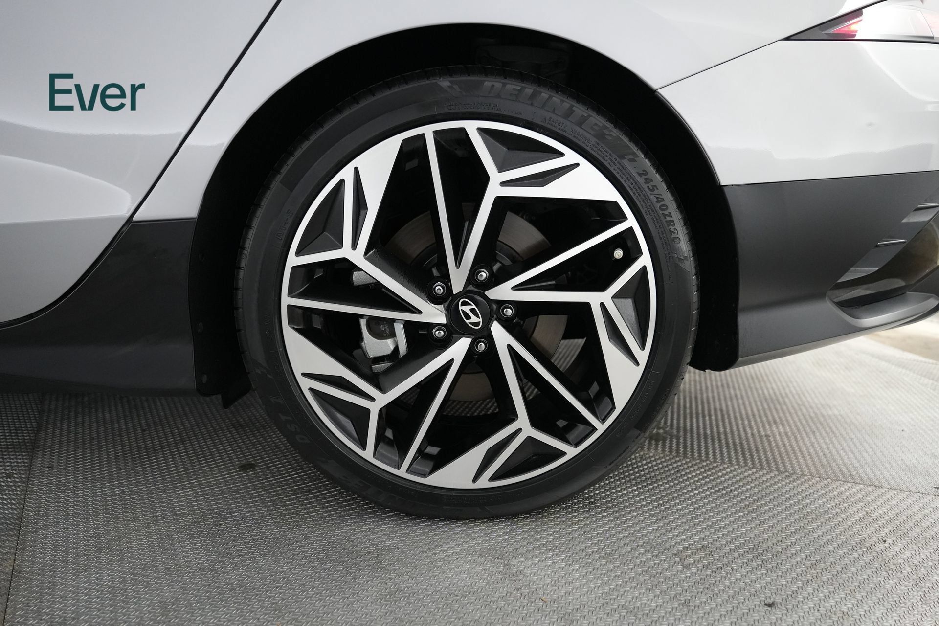 Used 2024 Hyundai Ioniq 6 SEL RWD image 9